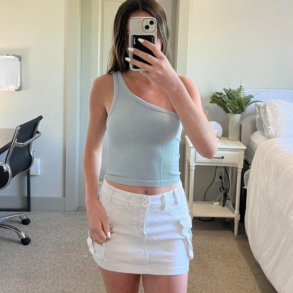 One shoulder ribbed blue tube tank // Size small